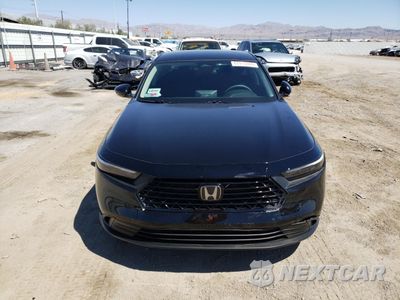 Piąte zdjęcie samochodu w środku: 2025 HONDA ACCORD LX VIN:1HGCY1F25SA043767 - miniatura