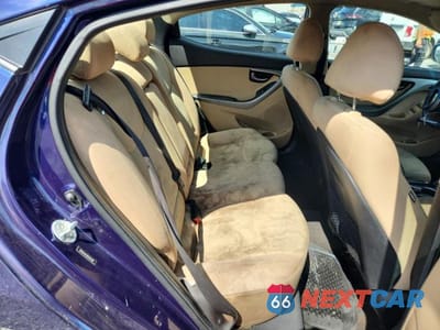 Zdjęcie 10 z 12 samochodu: 2013 HYUNDAI ELANTRA GLS VIN:5NPDH4AE2DH331408 - miniatura