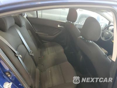 Zdjęcie 10 z 12 samochodu: 2018 KIA FORTE LX VIN:3KPFK4A7XJE209987 - miniatura