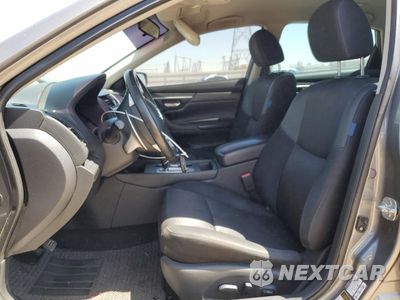 Zdjęcie 7 z 12 samochodu: 2016 NISSAN ALTIMA 2.5 VIN:1N4AL3AP4GC113649 - miniatura