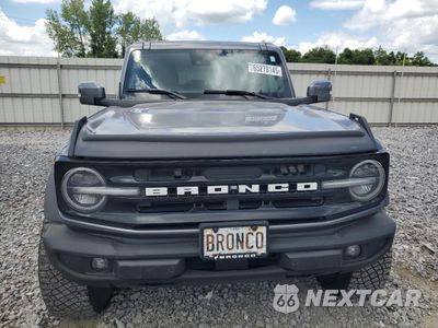 Piąte zdjęcie samochodu w środku: 2022 FORD BRONCO BASE VIN:1FMEE5DP3NLB06567 - miniatura