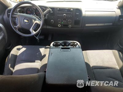 Zdjęcie 8 z 12 samochodu: 2011 CHEVROLET SILVERADO K1500 LT VIN:1GCRKSE3XBZ126638 - miniatura