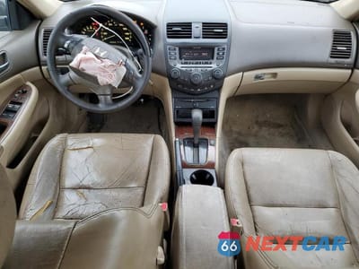 Zdjęcie 8 z 12 samochodu: 2006 HONDA ACCORD EX VIN:1HGCM66566A074163 - miniatura