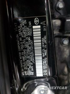 Zdjęcie 12 z 14 samochodu: 2018 TOYOTA PRIUS C VIN:JTDKDTB39J1607287 - miniatura