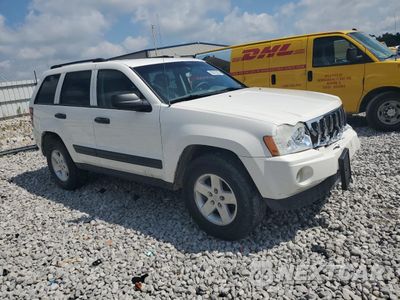 Czwarte zdjęcie samochodu z boku: 2006 JEEP GRAND CHEROKEE LAREDO VIN:1J4GR48K36C115338 - miniatura