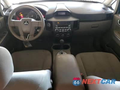 Zdjęcie 8 z 13 samochodu: 2008 MITSUBISHI ENDEAVOR LS VIN:4A4MN21SX8E028636 - miniatura