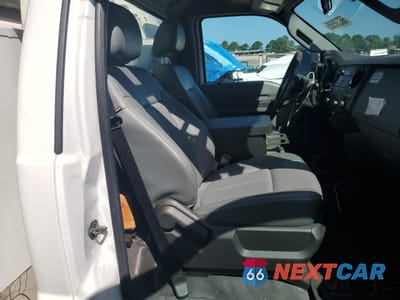 Zdjęcie 10 z 12 samochodu: 2013 FORD F450 SUPER DUTY VIN:1FDUF4GY1DEA87415 - miniatura