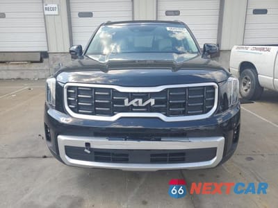 Piąte zdjęcie samochodu w środku: 2024 KIA TELLURIDE S VIN:5XYP6DGC3RG516672 - miniatura
