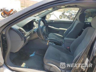 Zdjęcie 7 z 12 samochodu: 2006 HONDA ACCORD LX VIN:1HGCM56456A007216 - miniatura