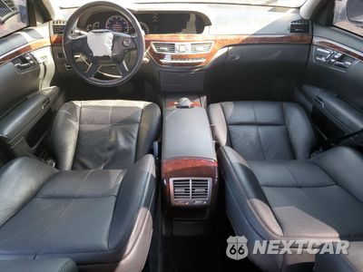 Zdjęcie 8 z 14 samochodu: 2007 MERCEDES-BENZ S 550 VIN:WDDNG71XX7A068385 - miniatura