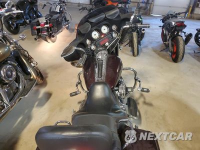 Zdjęcie 6 z 9 samochodu: 2007 HARLEY-DAVIDSON FLHX VIN:1HD1KB4137Y615455 - miniatura