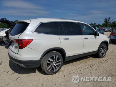 Trzecie zdjęcie samochodu z tyłu: 2017 HONDA PILOT TOURING VIN:5FNYF6H91HB067372 - miniatura