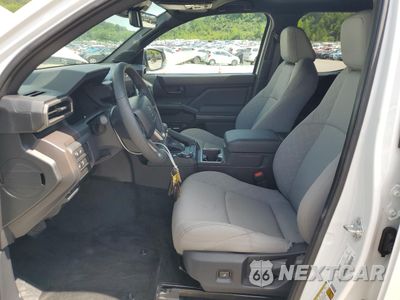 Zdjęcie 7 z 15 samochodu: 2024 TOYOTA TACOMA DOUBLE CAB VIN:3TYLB5JN3RT008252 - miniatura