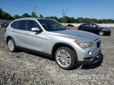 Czwarte zdjęcie samochodu z boku: 2013 BMW X1 XDRIVE28I VIN:WBAVL1C54DVR87380 - miniatura