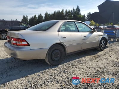 Trzecie zdjęcie samochodu z tyłu: 2002 LEXUS ES 300 VIN:JT8BF28G515112297 - miniatura