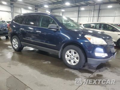 Czwarte zdjęcie samochodu z boku: 2012 CHEVROLET TRAVERSE LS VIN:1GNKRFED0CJ150824 - miniatura