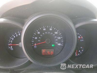 Zdjęcie 9 z 12 samochodu: 2012 KIA SOUL VIN:KNDJT2A51C7462788 - miniatura