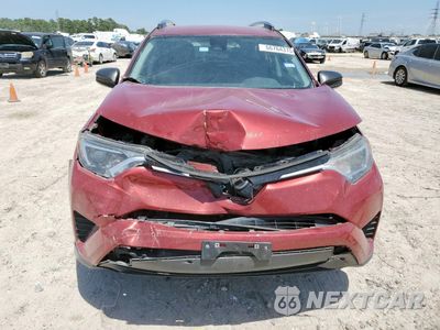 Piąte zdjęcie samochodu w środku: 2018 TOYOTA RAV4 LE VIN:2T3ZFREV6JW449081 - miniatura