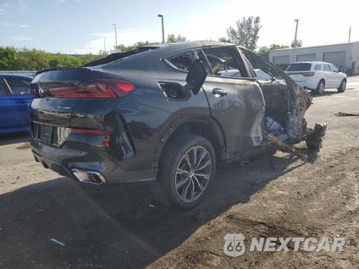 Trzecie zdjęcie samochodu z tyłu: 2022 BMW X6 XDRIVE40I VIN:5UXCY6C01N9J12747 - miniatura
