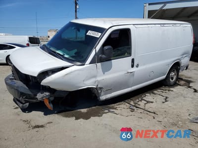2005 CHEVROLET EXPRESS G2500 1GCGG25V451252281 - główne zdjęcie licytacji z USA - miniatura