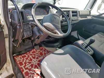 Zdjęcie 8 z 12 samochodu: 2010 HINO HINO 238 - TRUCKS VIN:5PVND8JT3A4S50781 - miniatura