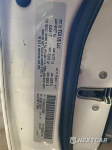 Zdjęcie 13 z 16 samochodu: 2018 CHRYSLER 300 S VIN:2C3CCAGG3JH160629 - miniatura