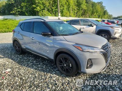 Czwarte zdjęcie samochodu z boku: 2021 NISSAN KICKS SR VIN:3N1CP5DVXML563693 - miniatura