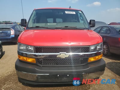 Piąte zdjęcie samochodu w środku: 2018 CHEVROLET EXPRESS G3500 LT VIN:1GAZGPFG8J1336841 - miniatura
