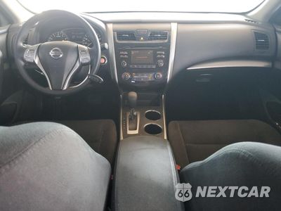 Zdjęcie 8 z 12 samochodu: 2015 NISSAN ALTIMA 2.5 VIN:1N4AL3AP5FN357412 - miniatura