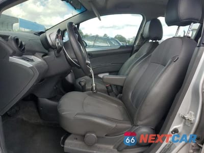 Zdjęcie 7 z 12 samochodu: 2014 CHEVROLET SPARK 1LT VIN:KL8CD6S90EC539474 - miniatura