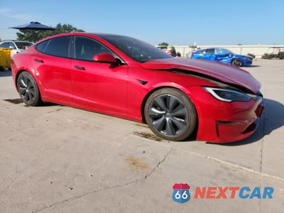 Czwarte zdjęcie samochodu z boku: 2022 TESLA MODEL S VIN:5YJSA1E51NF492742 - miniatura