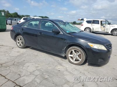 Czwarte zdjęcie samochodu z boku: 2010 TOYOTA CAMRY BASE VIN:4T4BF3EK0AR067017 - miniatura