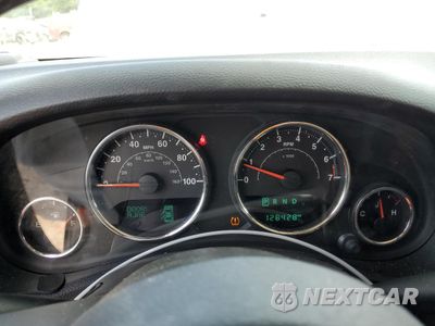 Zdjęcie 9 z 12 samochodu: 2015 JEEP WRANGLER UNLIMITED SPORT VIN:1C4BJWDG4FL627467 - miniatura