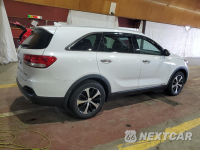 Trzecie zdjęcie samochodu z tyłu: 2018 KIA SORENTO EX VIN:5XYPHDA58JG410923 - miniatura