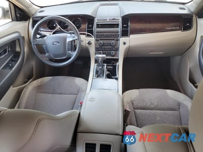 Zdjęcie 8 z 12 samochodu: 2010 FORD TAURUS SEL VIN:1FAHP2EW8AG105651 - miniatura