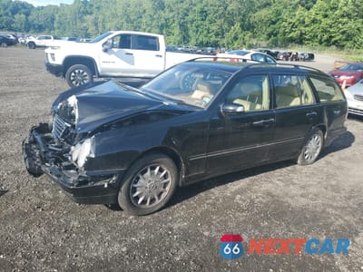 2000 MERCEDES-BENZ E 320 4MATIC WDBJH82J2YX029602 - główne zdjęcie licytacji z USA - miniatura