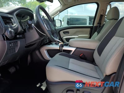 Zdjęcie 7 z 13 samochodu: 2023 NISSAN TITAN SV VIN:1N6AA1EFXPN108818 - miniatura