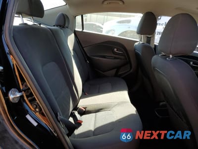 Zdjęcie 10 z 12 samochodu: 2017 KIA RIO LX VIN:KNADM4A3XH6057401 - miniatura