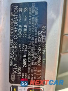 Zdjęcie 12 z 14 samochodu: 2007 KIA OPTIMA LX VIN:KNAGE124375108192 - miniatura