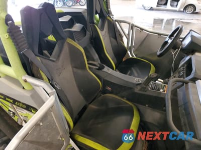 Zdjęcie 6 z 10 samochodu: 2015 CAN-AM MAVERICK 1000R TURBO X DS VIN:3JBPDAR2XFJ001910 - miniatura