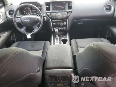 Zdjęcie 8 z 13 samochodu: 2017 NISSAN PATHFINDER S VIN:5N1DR2MN8HC667638 - miniatura