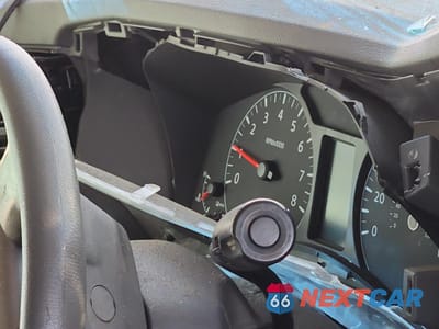 Zdjęcie 9 z 14 samochodu: 2012 NISSAN NV 3500 S VIN:5BZAF0AA1CN200564 - miniatura