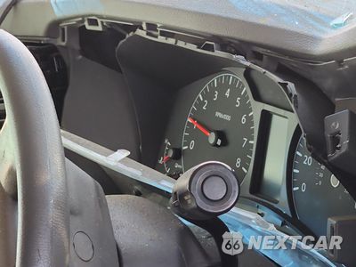 Zdjęcie 9 z 14 samochodu: 2012 NISSAN NV 3500 S VIN:5BZAF0AA1CN200564 - miniatura