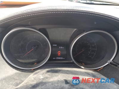 Zdjęcie 9 z 12 samochodu: 2010 MITSUBISHI OUTLANDER GT VIN:JA4JT5AX1AZ602384 - miniatura