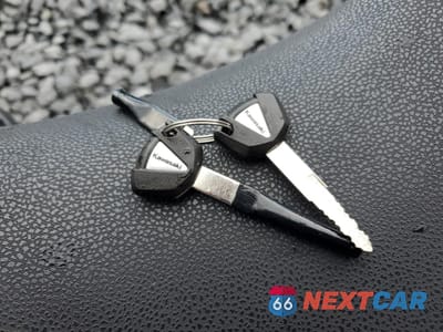 Zdjęcie 8 z 9 samochodu: 2024 KAWASAKI ZR900 F VIN:ML5ZRDF17RDA67430 - miniatura