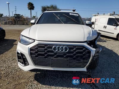 Piąte zdjęcie samochodu w środku: 2023 AUDI Q5 PREMIUM PLUS 45 PREMIUM PLUS 45 VIN:WA1EAAFY7P2057794 - miniatura