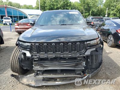 Piąte zdjęcie samochodu w środku: 2024 JEEP GRAND CHEROKEE LAREDO VIN:1C4RJHAG8RC216642 - miniatura
