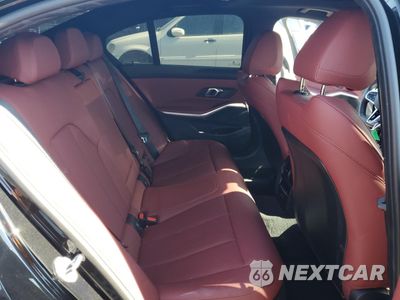 Zdjęcie 10 z 16 samochodu: 2025 BMW 330I VIN:3MW69CW01S8F22876 - miniatura