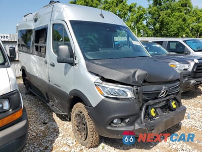 Czwarte zdjęcie samochodu z boku: 2022 MERCEDES-BENZ SPRINTER 2500 VIN:W1X4EBVY8NP479036 - miniatura