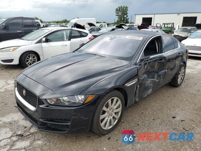 2019 JAGUAR XE SAJAR4FX5KCP49272 - główne zdjęcie licytacji z USA - miniatura